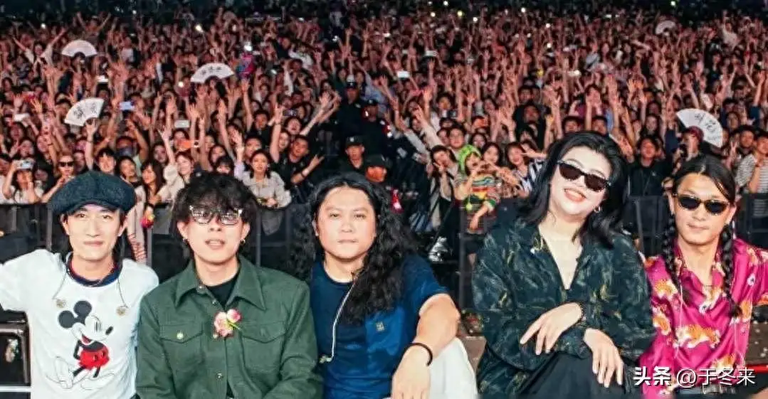 形象重塑与公众信任_明星复出之路_年底黑料明星扎堆复出,